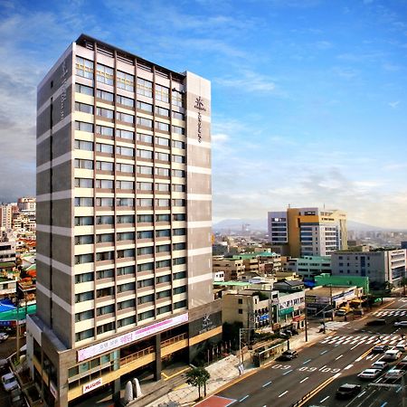 โรงแรมชาลอม เชจู เมืองเชจู ภายนอก รูปภาพ